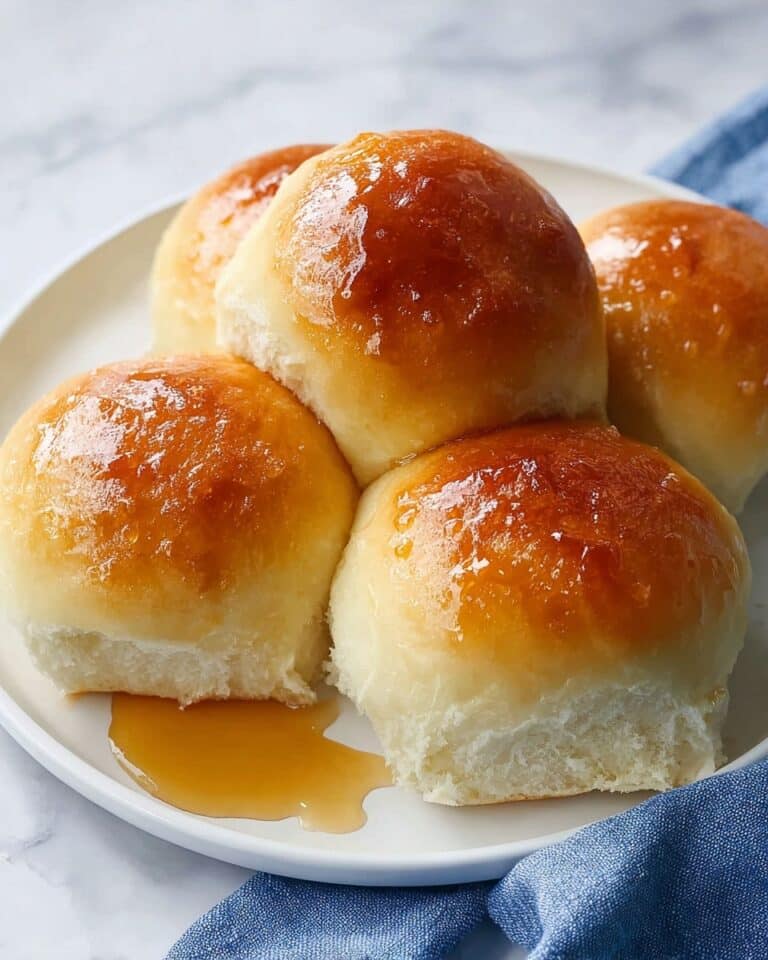 Texas Roadhouse Rolls Copycat: Sweet, Fluffy & Easy Recipe